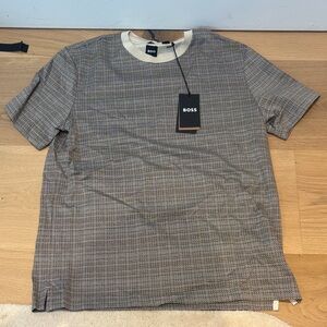 BOSS Men's Black and White Patterned Tee